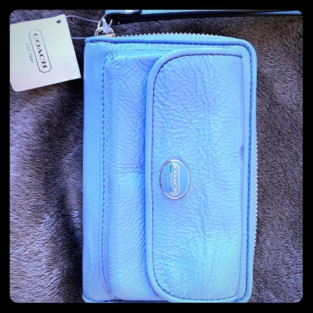 Coach wrist Wallet-new with tags